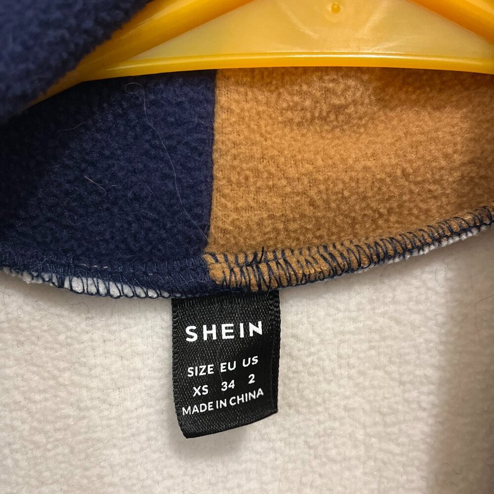 SHEIN *Colorblock Full Zip Fleece* | XS | Pockets | Oversized | Gently Used - Picture 8 of 8